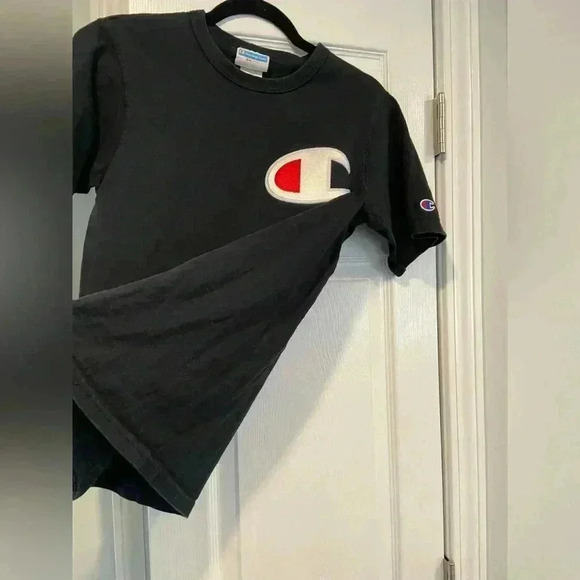 VTG Champion Men’s Black Large Logo Appliqué Short Sleeve Crew Tee Shirt Size S - Picture 6 of 10